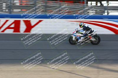 media/Jan-22-2023-Fastrack Riders (Sun) [[8956088f29]]/Level 3/Session 1 (Start Finish)/